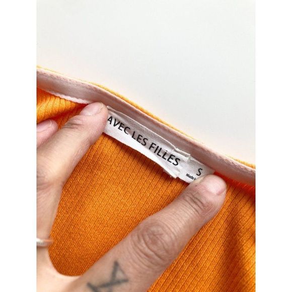 AVEC LES FILLES Orange Ribbed Knit Sweetheart Neckline Cheeky Bodysuit, Size S - Picture 11 of 13
